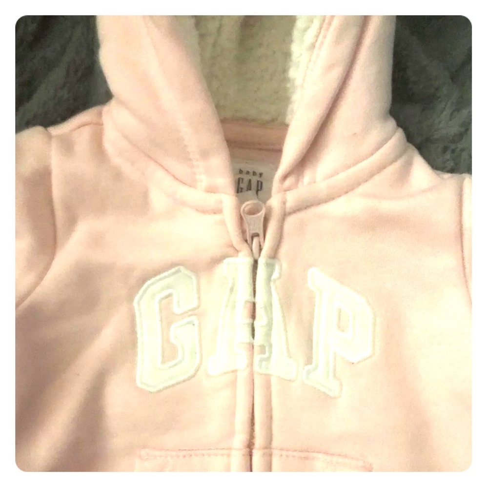 baby gap sweatshirt for girls